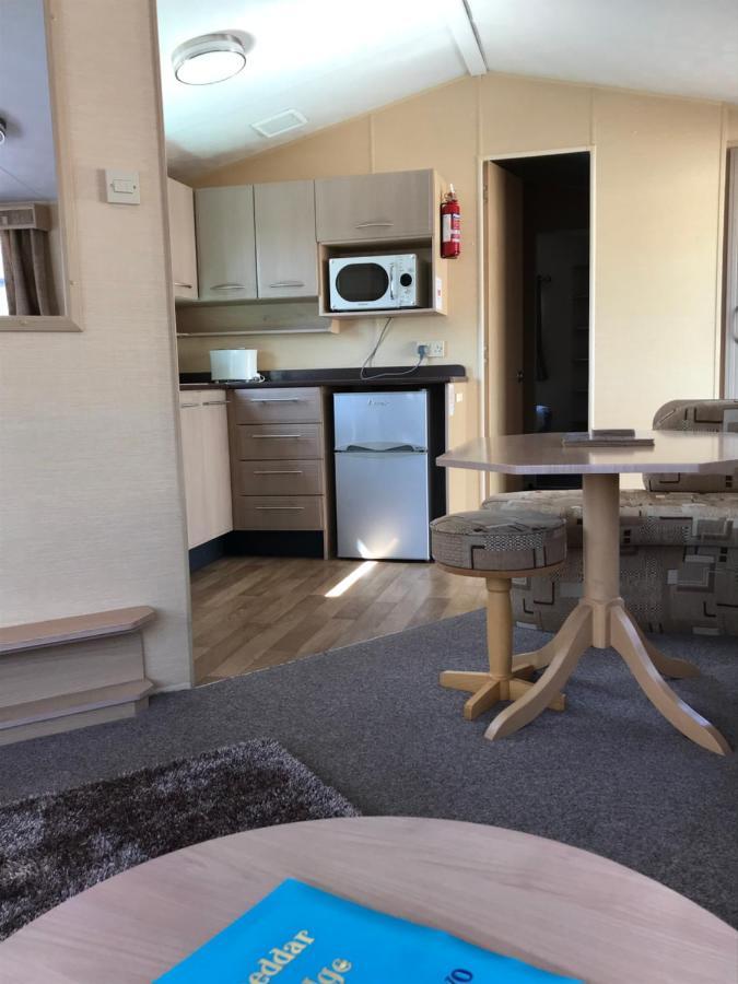 Pet Friendly Riverside Static Caravan Cheddar Luaran gambar