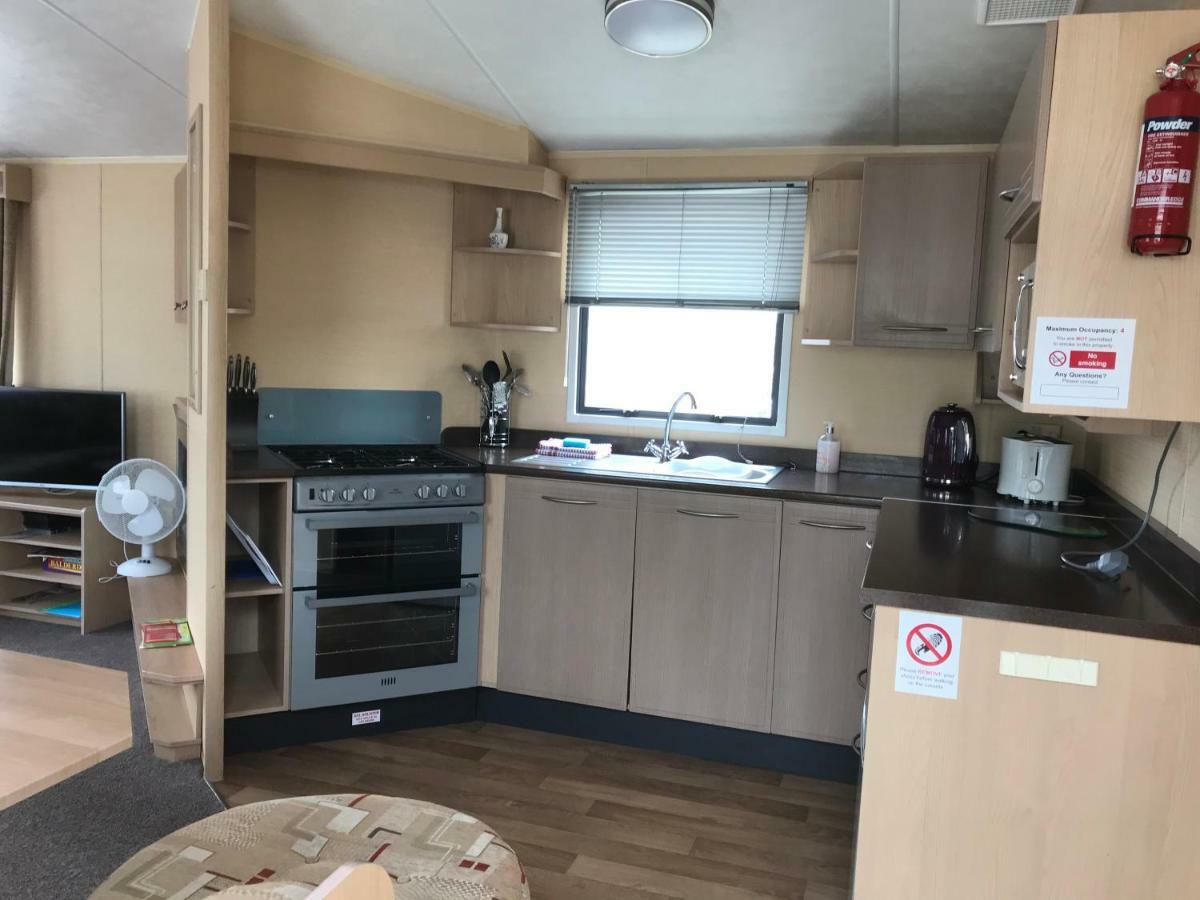 Pet Friendly Riverside Static Caravan Cheddar Luaran gambar